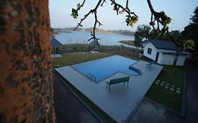 Misty Dam Wayanad Resort